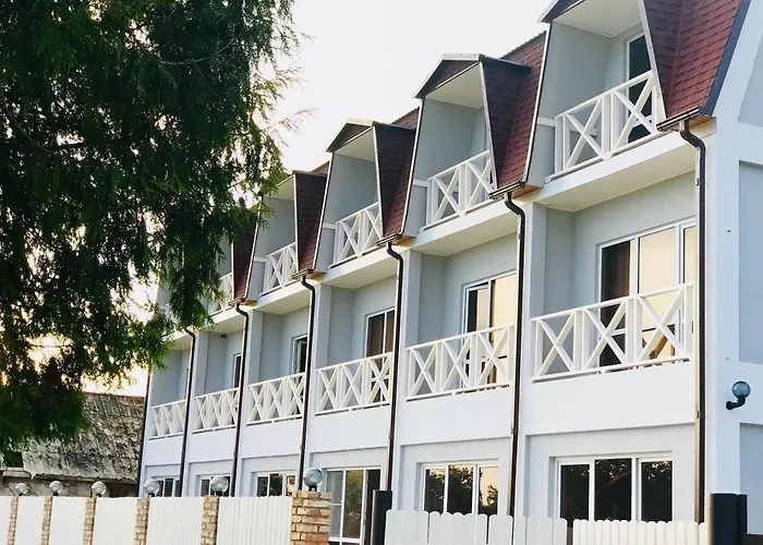 Palm Hotel